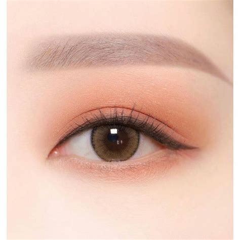 Pin de ᶫᵒᵛᵉᵧₒᵤ en Korean Makeup en 2021 Maquillage de ojos