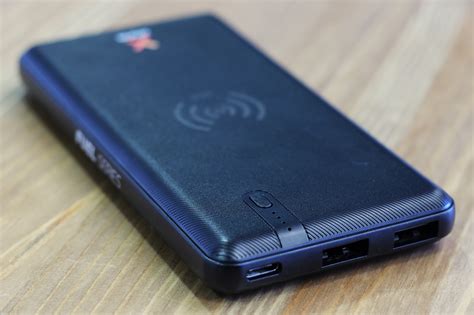Banken vergleich 2020 / 2021: Test: Xtorm FSXW302 Power Bank Wireless 6000 Essence ...