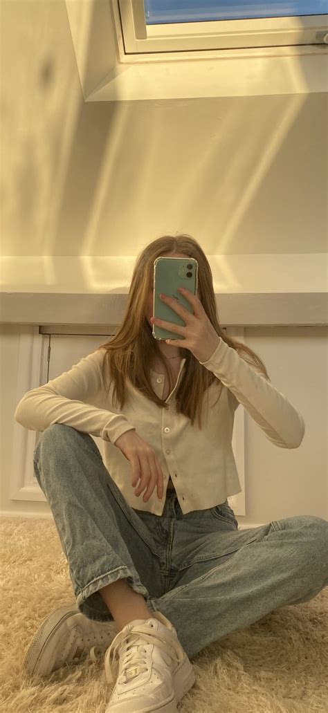 Mirror Selfie Poses Aesthetic Golden Hour Outfits Selfie Poses Best Poses For Pictures