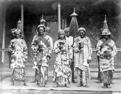 Sejarah Bagaimana Masyarakat Melayu Terdahulu Memeluk Islam Iluminasi