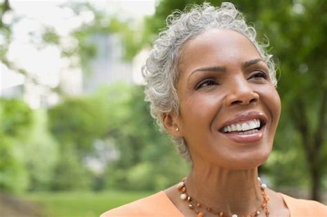 25 majestic short natural hairstyles for older black women