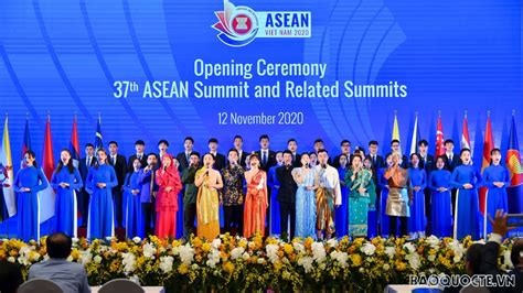The asean economic community was established in 2015.4﻿ it is working toward free movement of goods and services, investment and capital, as well as skilled labor. it will also create common standards in agriculture and financial services, intellectual property rights, and consumer protection.5﻿ these are all necessary to attract foreign direct investment and promote growth. Năm Chủ tịch ASEAN 2020: Hành trình tự hào