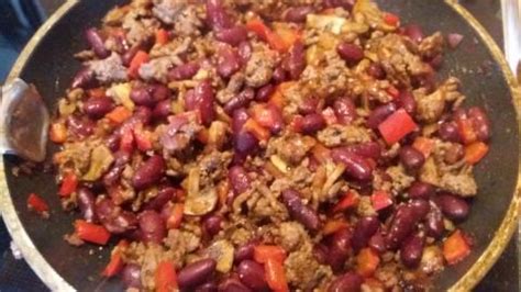Paprikas Mexicaans gevuld met kidneybonen en gehakt recept