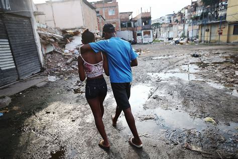 Life In The Favelas Of Rio De Janeiro Photos Image 111 Abc News