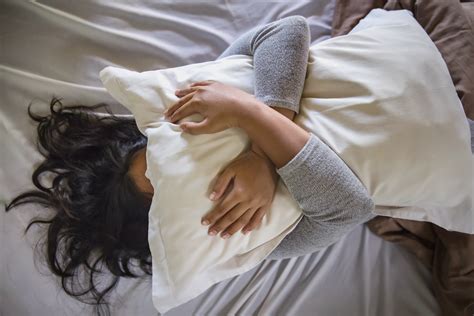 5 Reasons Youre Having A Hard Time Falling Asleep Furniture Loft