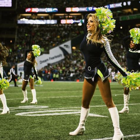 pin by dennis sorensen on sea gals hot cheerleaders nfl cheerleaders cheerleading