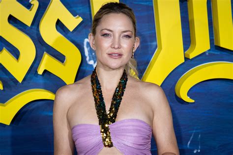 Kate Hudson Went Full Mermaidcore In A Lavender Bandeau And Sequinssee Pics Glamour