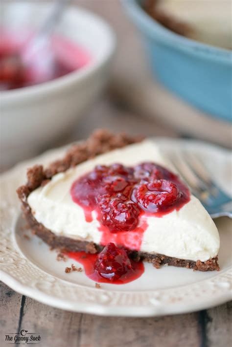 The only cheesecake recipe you will ever need! Easy Cheesecake Recipe - The Gunny Sack