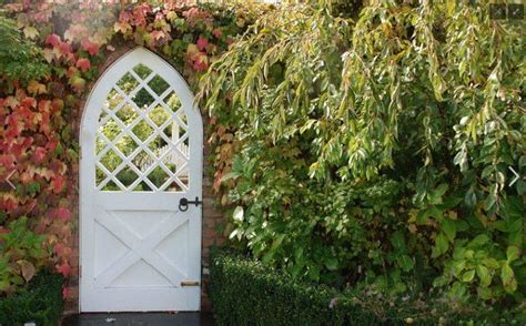 Garden Gates How To Choose The Right One For Your Home