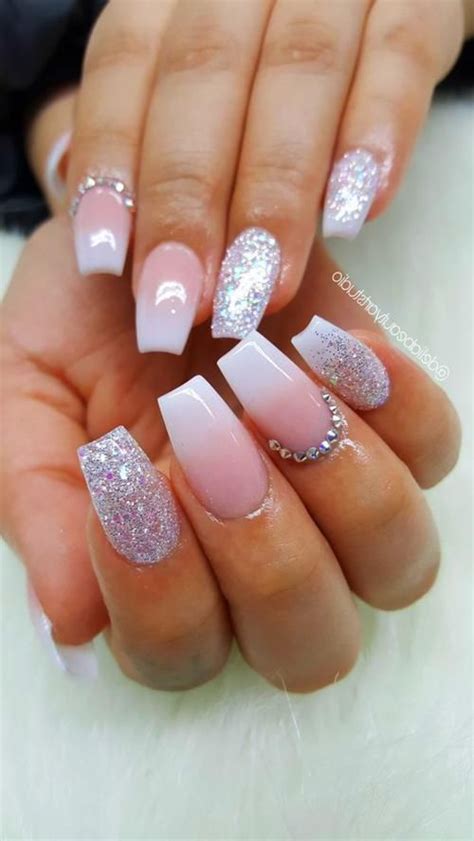 White Acrylic Nails In 2020 Pink Glitter Nails Silver Glitter Nails