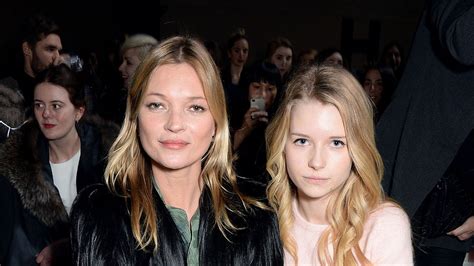 5 Things You Need To Know About Lottie Moss Kate Moss S Little Sister Glamour