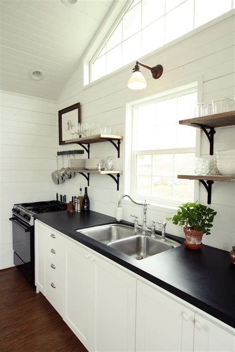Most Recommended Lighting over Kitchen Sink | HomesFeed