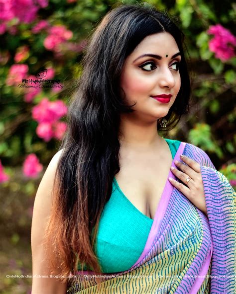 Rupsa Saha Chowdhury Hot Saree Photo Shoot HQ Photos