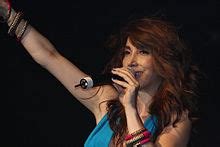 Ünlü şarkıcı hande yener, 12 ocak 1973 yılında i̇stanbul'da doğdu. Hande Yener şarkıları listesi - Vikipedi