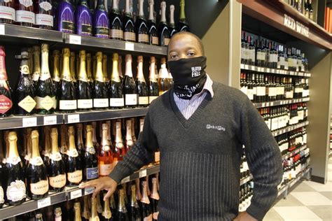 Alcohol sales pick n pay. Customers rejoice as tobacco and alcohol stores reopen ...
