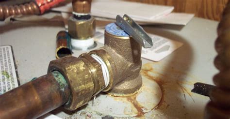 How To Turn Off Hot Water Tank Valve - how to turn off gas valve to hot water heater