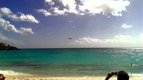 Planes Landing Sunset Beach St Maarten Youtube