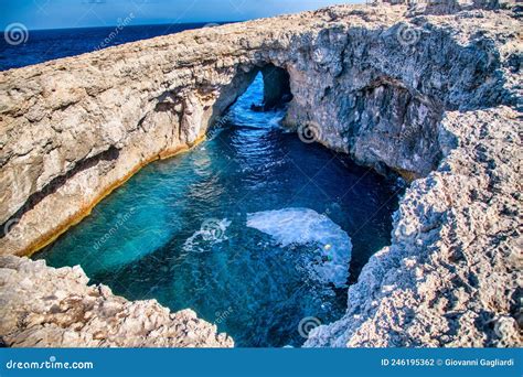 Coral Lagoon With Natural Arch Formation In Northern Malta Stock Photo