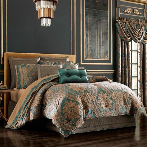 However, the thickness is a factor that can. Montgomery 4-Piece Comforter Set | Comforters, King ...