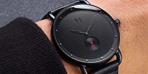 Whatever your budget, these are the best men's watches available right now. 8 Best Cheap Watches Under $300 - Affordable Watches for Men