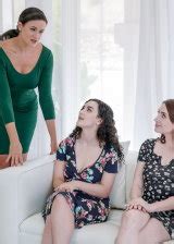 Polygamy Life With Penny Barber Aria Carson And Lyra Lockhart