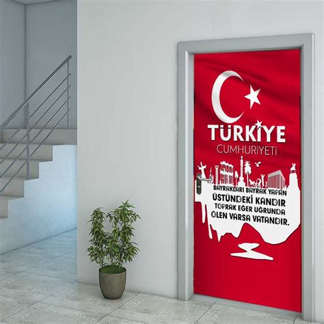 Türk Bayrağı Kapı Giydirme Fiyat ve Modelleri Okul Kapı Giydirme Okul
