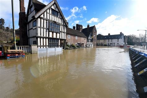Gallery River Severn Flooding Forces Evacuations In Photos Express