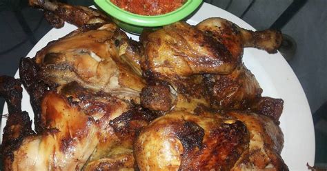 Ayam goreng aneka bumbu ini bisa menjadi menu makan siang anda di kantor. Resep Ayam Goreng Kunyit Gurih - Surasmi S