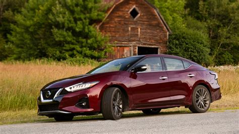 2020 Nissan Maxima Review The Sporty Reason People Still Buy Sedans