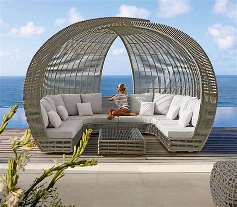 Spartan Shade And Iglu Luxury Lounge Daybeds From Skyline Design Outdoor Daybed Outdoor Rooms