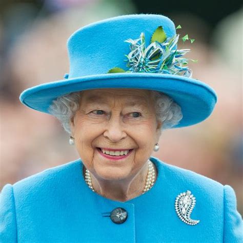 Queen — killer queen (greatest hits in japan 2020). Queen Elizabeth II Attended Princess Eugenie's Wedding ...