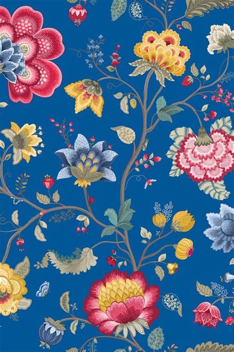 I'm drawing a comic, i'll some of your patterns, i'll give you the proper credits ^^. Floral Fantasy wallpaper dark blue | Pip Studio the ...