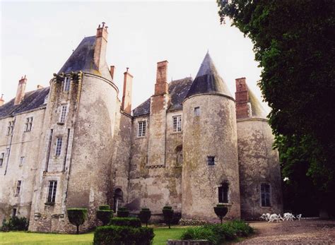 Click here to get your free copy now! Chateau de Meung sur Loire | Loire Valley, France 2004 ...