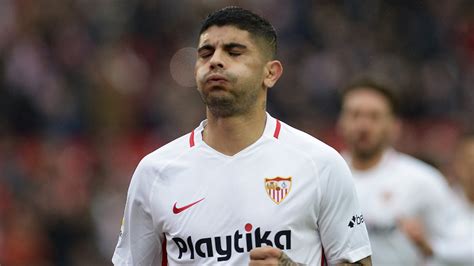 Éver maximiliano david banega (spanish pronunciation: Liga Santander: El Sevilla estudia abrir expediente a ...