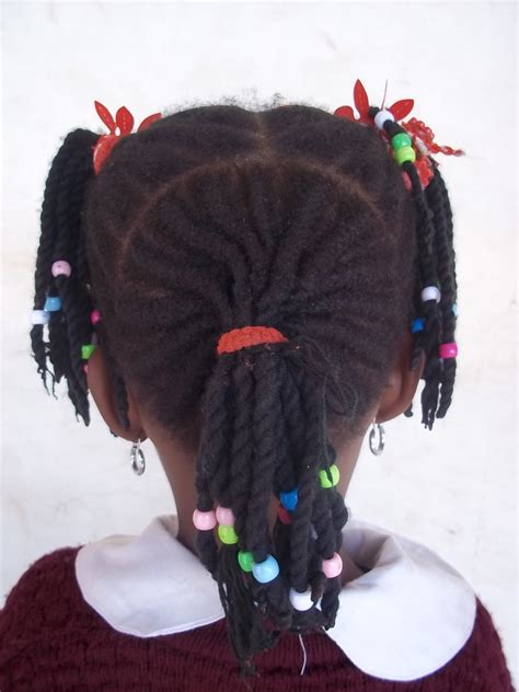 They are known for their distinct and voluminous appearance. SMILE'S ZONE 5: MITINDO MBALIMBALI YA NYWELE (HAIR STYLE)