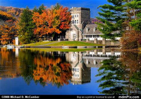 North Park Boathouse Reflection In Fall Picture Wexford Pa