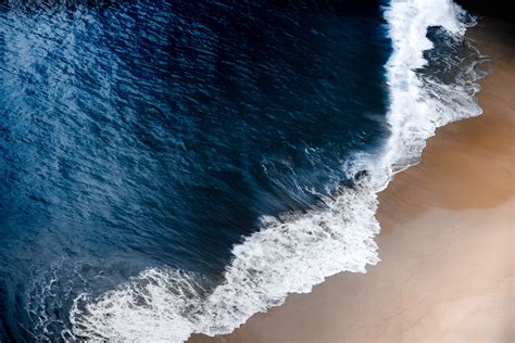 Aerial Photography Of Ocean Waves On Seashore Hd Wallpaper Wallpaper