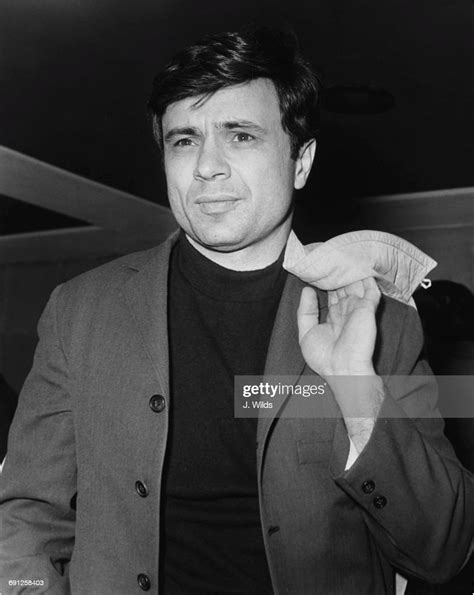 American Actor Robert Blake Arrives At London Airport From Munich News Photo Getty Images
