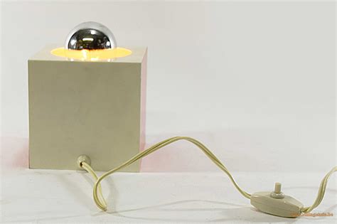 This cube table lamp is in all probability produced by a german company. Sixties Cube Table Lamp - Vintageinfo - All About Vintage ...