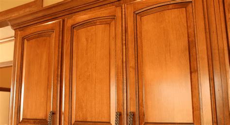 How To Stain Kitchen Cabinets With Proper Finish Artistic Cabinet