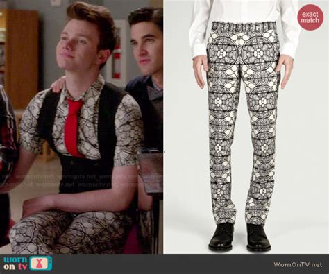 Wornontv Kurts Printed Short Sleeve Shirt And Matching Pants On Glee