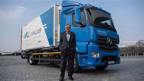 Daimler Truck geht mit Schwung in zweite Jahreshälfte