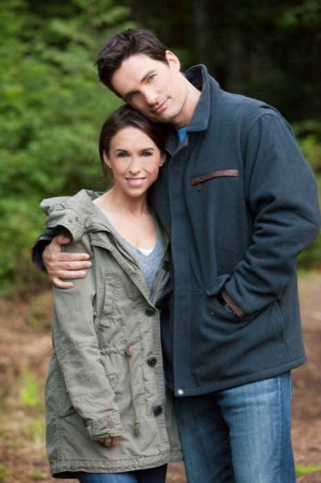 Lacey Chabert Gives Birth To A First Child With David Nehdarfind Out