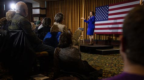 Heres What Amy Klobuchar Is Saying In Iowa And Why The New York Times