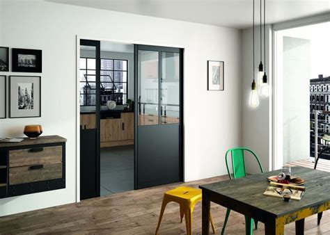 Faire une verriere interieure style atelier pas cher. Idée relooking cuisine - Porte coulissante avec châssis à galandage modèle Atelier, Sogal ...