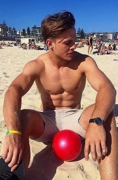 SHIRTLESS MALE BEEFCAKE Athletic Muscular Jock Beach Dude Hunk PHOTO X D PicClick CA