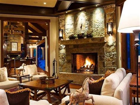 Living Room At Modern Luxury Ranch Style Home Design Home Design And
