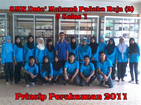 Sekolah menengah kebangsaan dato' mahmud paduka raja (1) ialah sebuah sekolah menengah kebangsaan yang terletak di jalan klinik, t. Pelajar SPM 2011 | Cg Narzuki Online