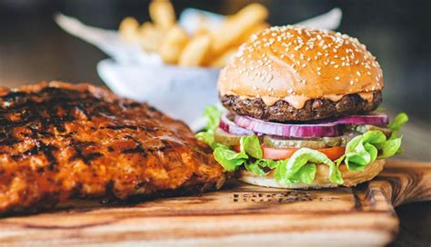 The hamburger is one of the usa's most recognizable food icons. Australia's Best Fast Food Burgers, Ranked By Deliciousness