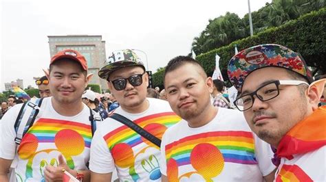 Taiwán Celebra La Mayor Marcha Del Orgullo En Asia A La Espera De Legalizar El Matrimonio